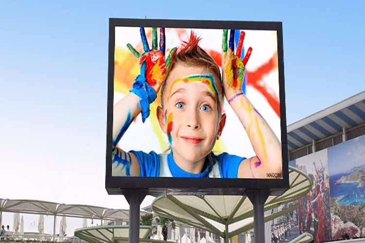 Guangdong SMD rgb  video P5 outdoor led led display panel price 3m x 2m for the shopping mall advertising display