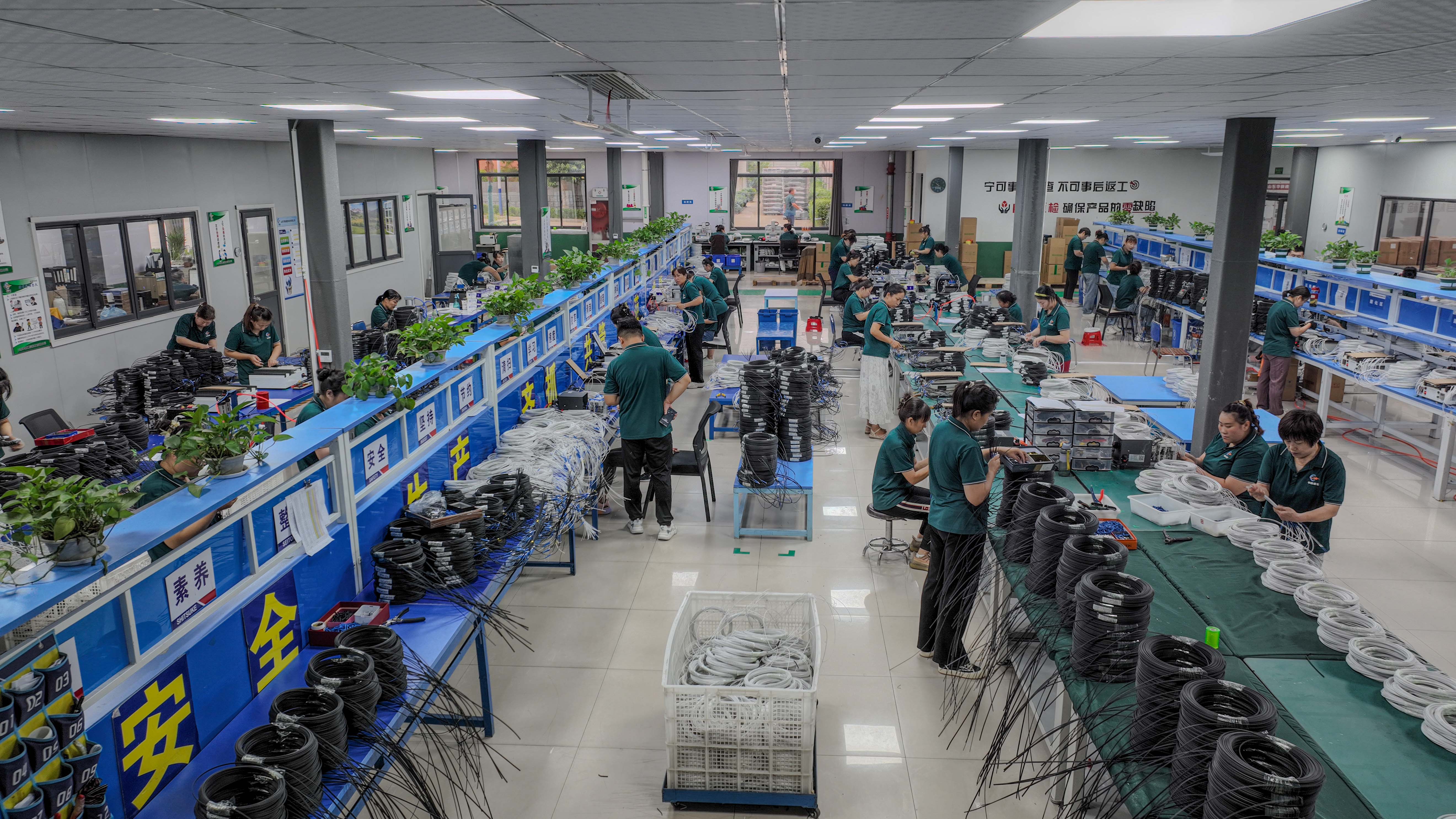 30M 50M 100M 150M 200M FTTH DROP CABLE PATCH CORD FIBER OPTIC 1 CORE SM G657A1 PRE CONNECTORIZED