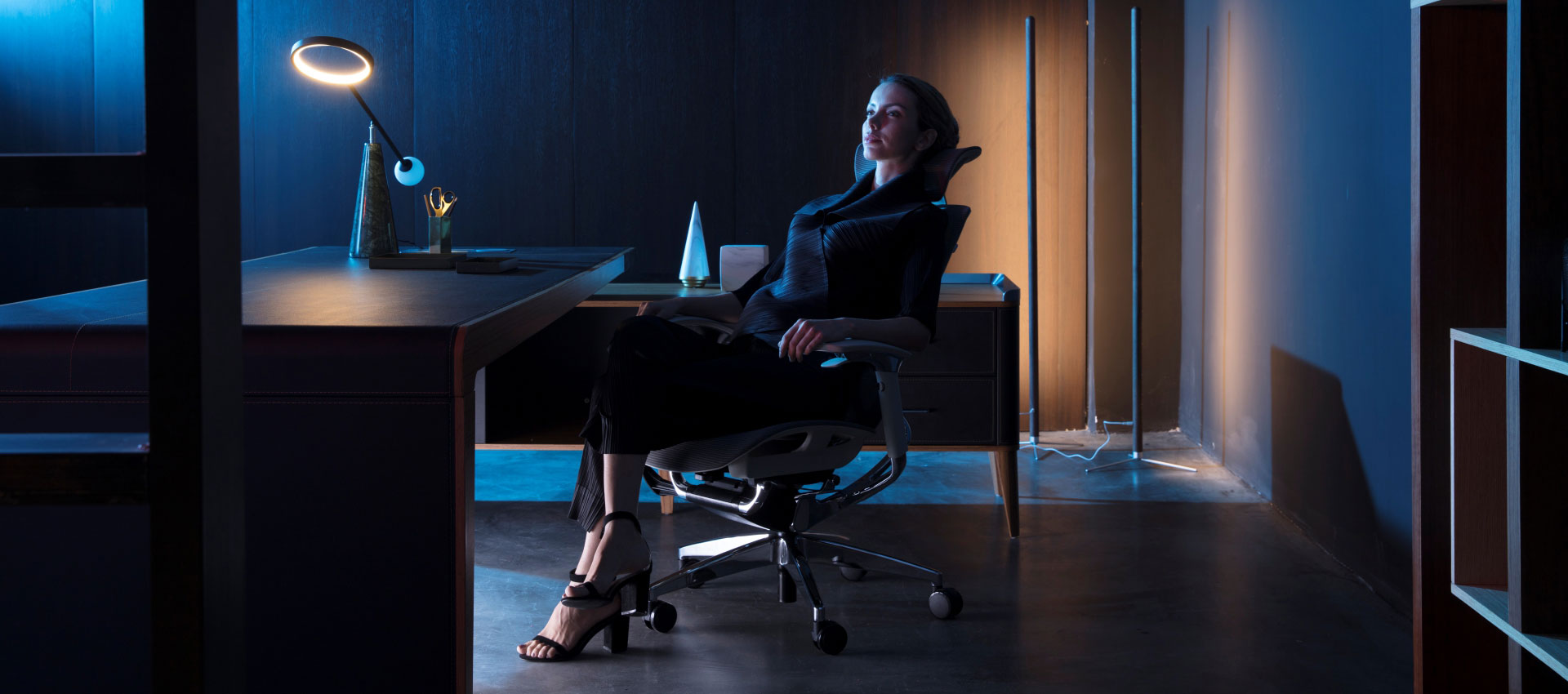 IFIT Black Ergonomic Desk Chair With Lumbar Support Adjustable Tilting Mesh Swivel