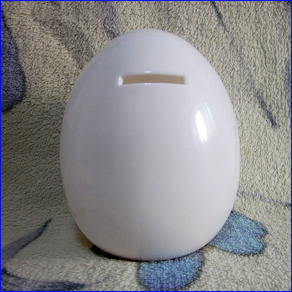 Custom Beautiful High Quality Unique Plastic Vinyl Egg Shape Piggy Bank money boxs