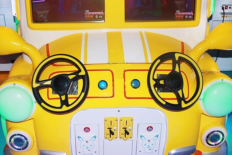 Metal Material Car Racing Arcade Machine For Game Center / Supermarket