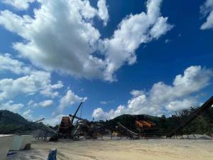 China Construction Stone Crushing Plant 250 Tph Good Grain Shape wholesale