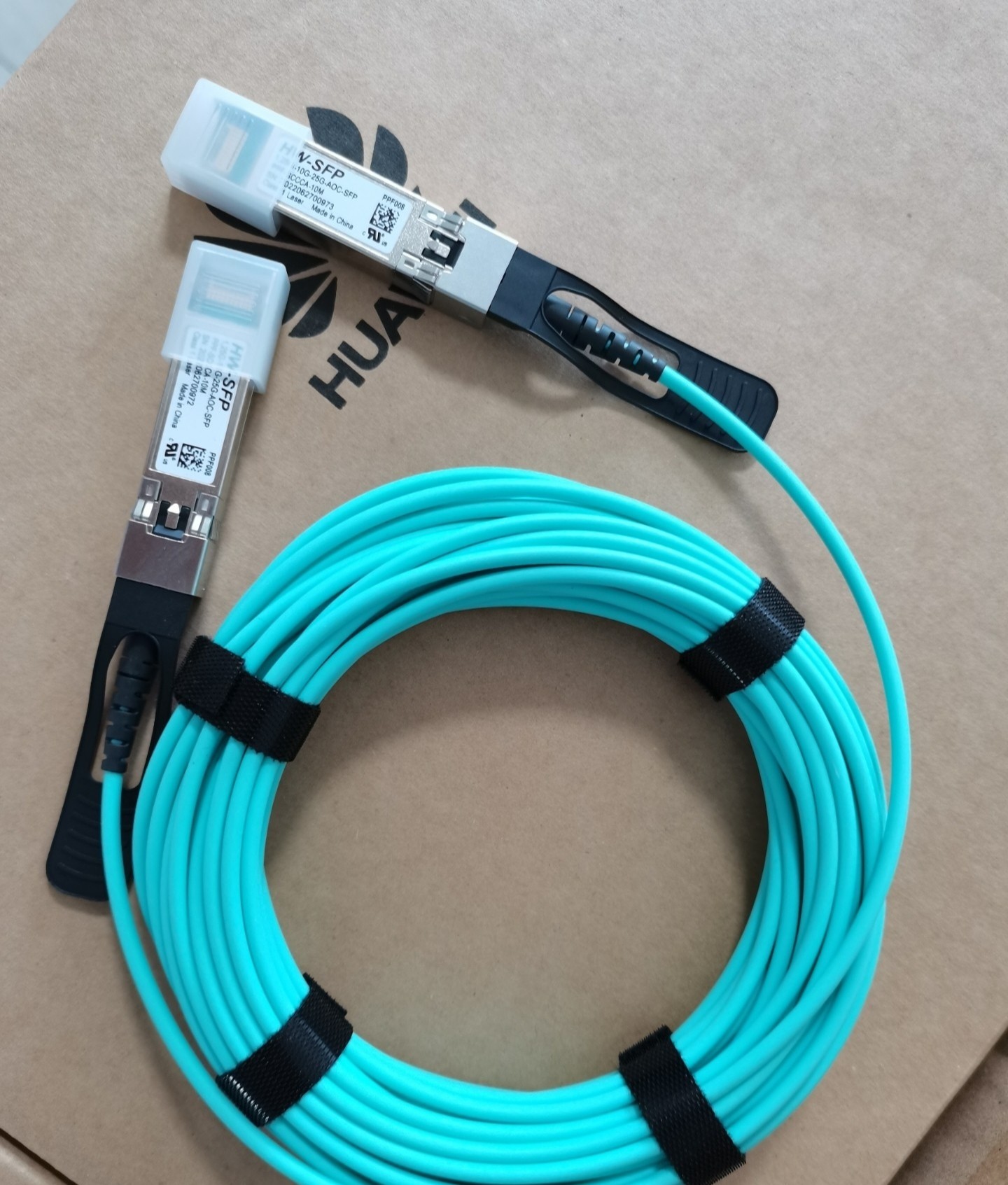 SFP-25G-AOC-20m Huawei Active Optical Cable Assembly, SFP28 AOC, 25.78125G, 0.02km, A