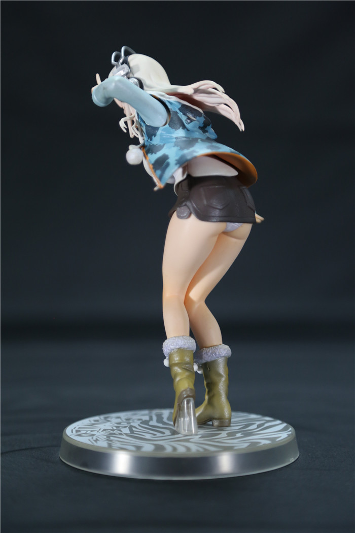 Decorative Adult Anime Figures , Japanese Toy Figures With Base Navy Style