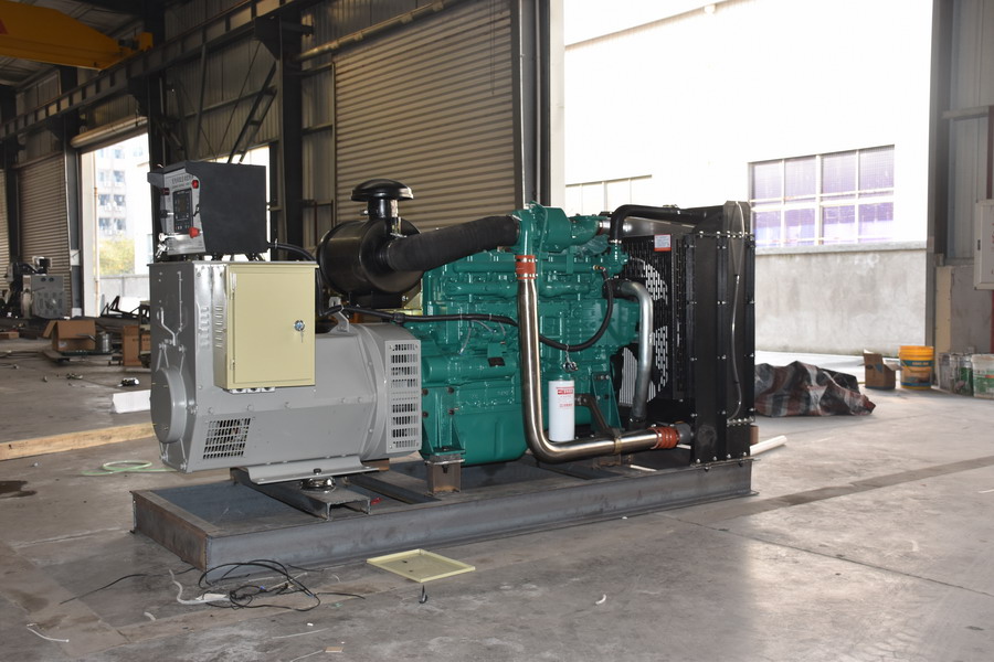 1500RMP Diesel Power Chinese Diesel Generator 170 Kwm Yuchai YC6A230L-D20