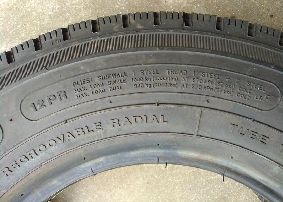 185mm Width Truck Bus Radial Tyres 6.50R16LT ECE Approved For Intercity Roads