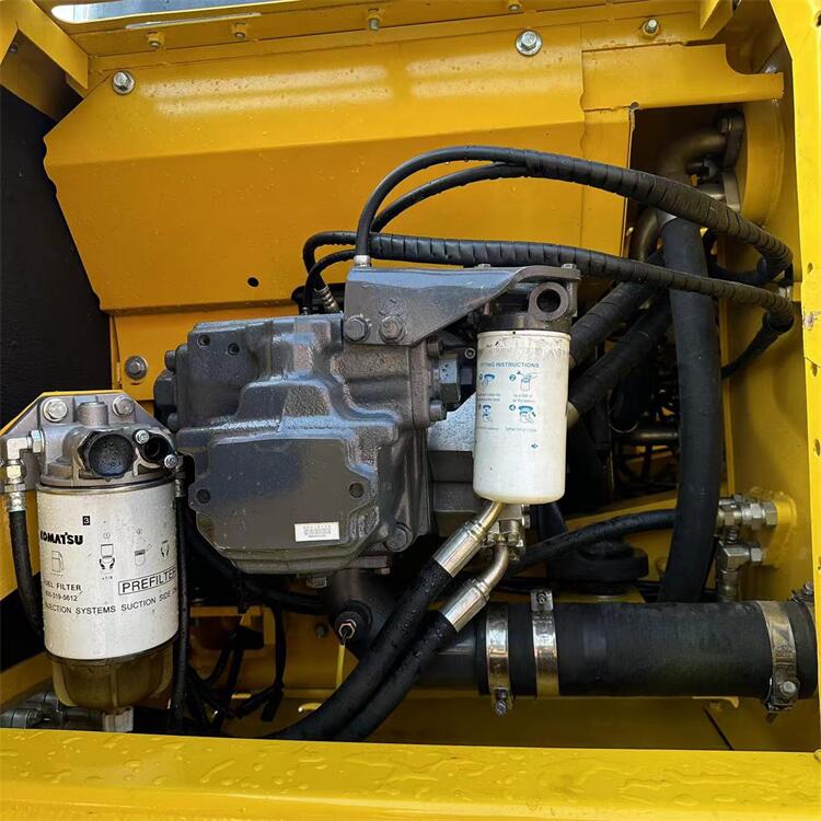 Japan Original Komatsu PC240-8 Digger with Good Performance and Automation Functions