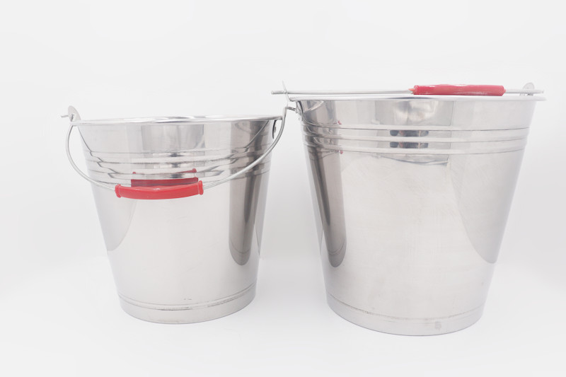2L Bathroom use non-magnetic stainless steel buckets popular promotional watet bucket with handle