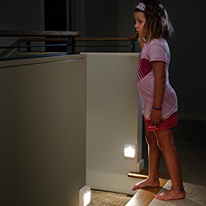 LVD certified 4.5VDC Led Motion Sensor Light Indoor Battery Powered Pir Light