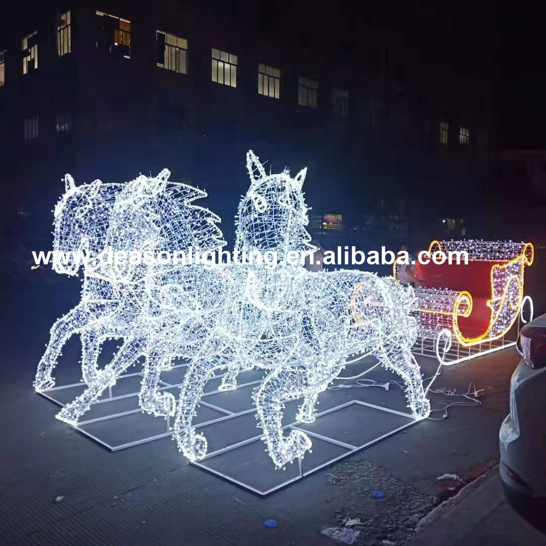 christmas horse lighted carriage