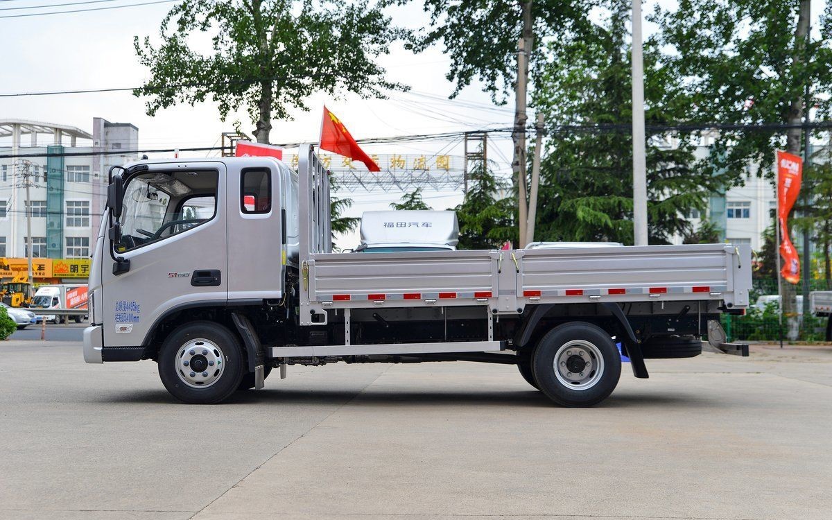 Foton Omak S1 160HP 4.17M Single Row Palletized Light Cargo Truck 105KM/H