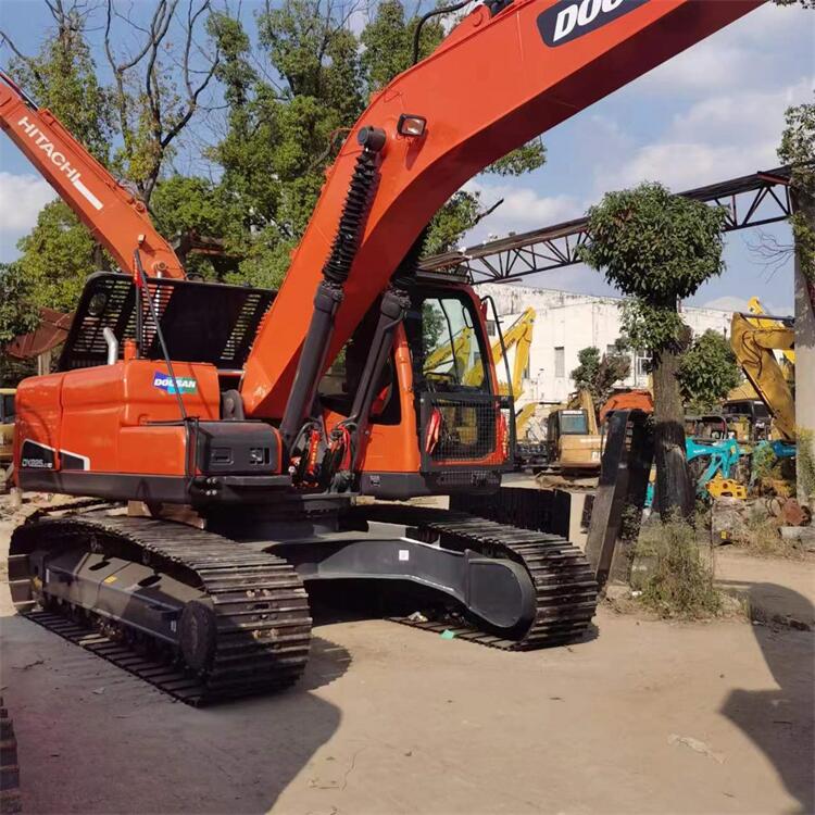 Original Korean Doosan DX225 Excavator in with Machine Weight of 22000 KG