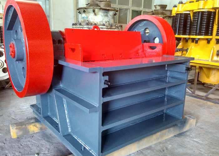 Hydraulic 220TPH Q235 Aggregate Rock Jaw Crusher 30t/H