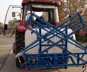 China 3600r/Min 500L Tractor Mounted Boom Sprayer Farm Tractor Attachments wholesale