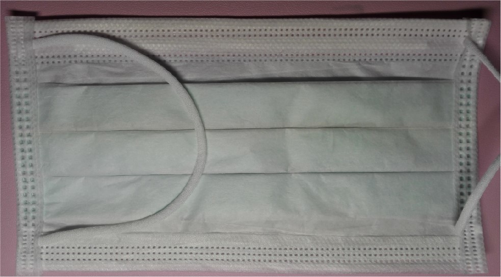 3 Ply Non Woven Disposable Earloop Face Mask Fluid Resistant 8 Gsm - 260 Gsm
