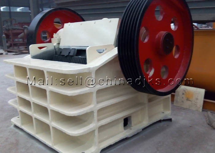 7.5kw 170mm Feeding Jaw Crusher 220RPM Aggregate Crushing Machine