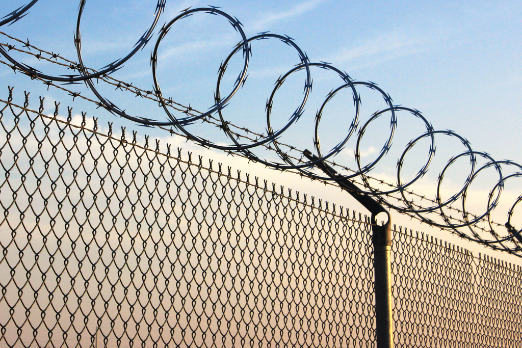 Galvanized Chain Link Mesh Fencing