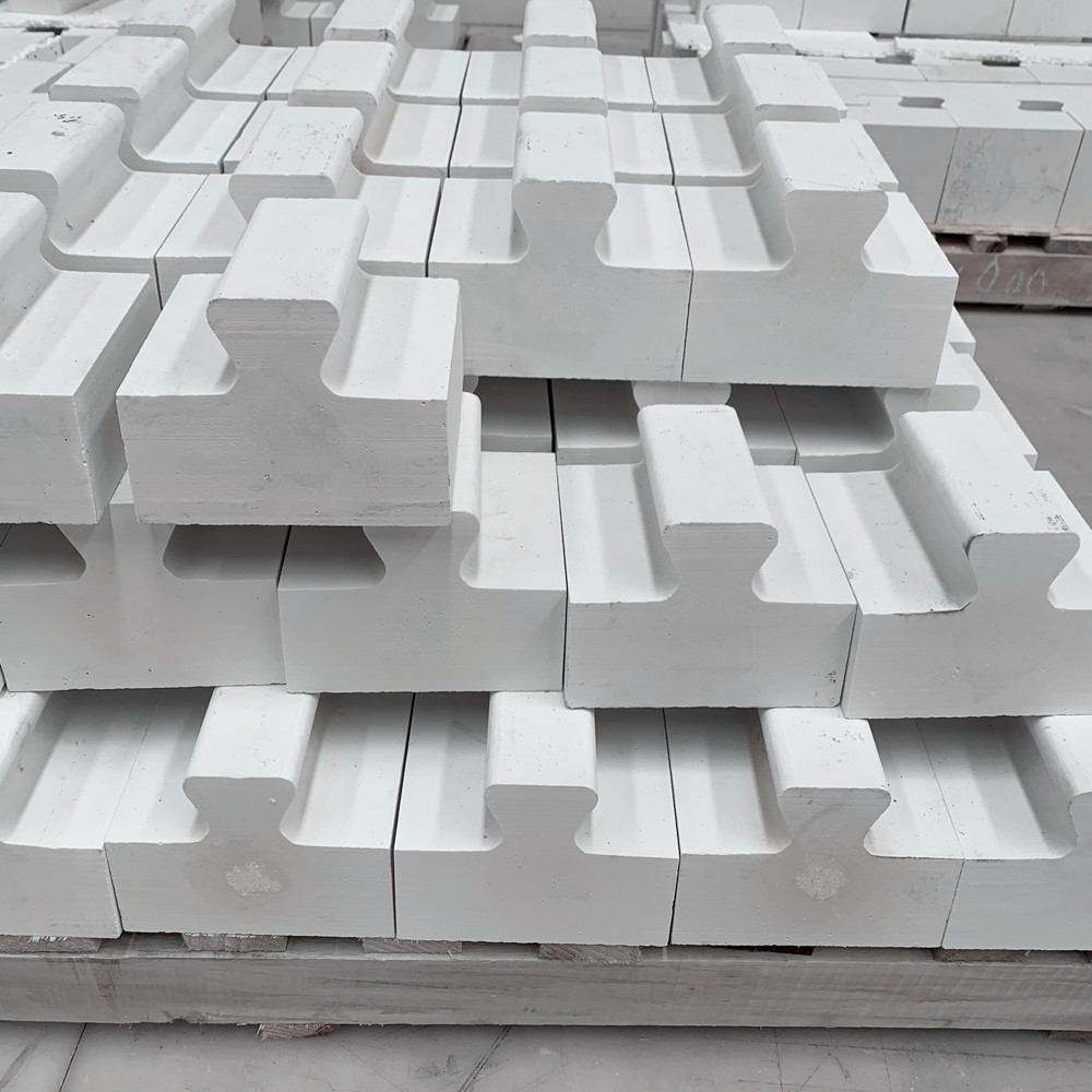 Electrocast Refractory Bricks Made from Pure Alumina and Zircon Sand for Glass Kiln
