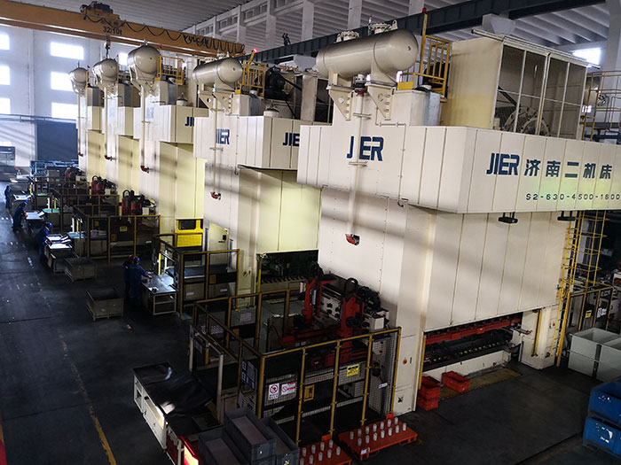 servo feeder