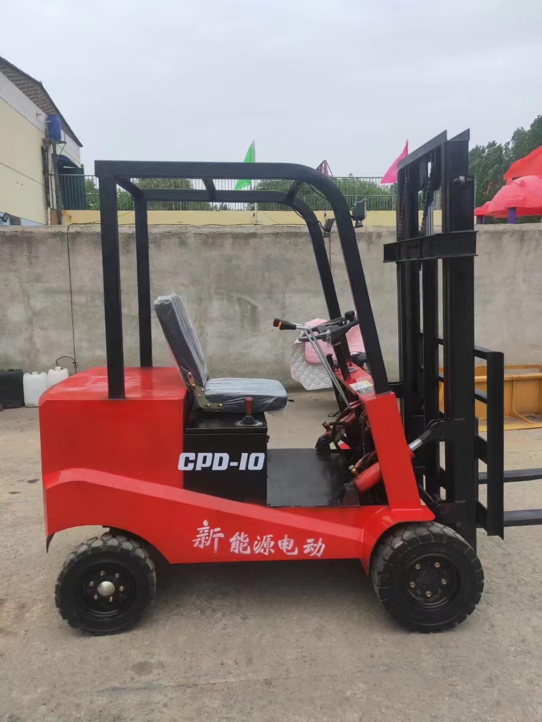1 Ton 4 Wheel Counterbalance Forklift Lead Acid And Lithium Batteries