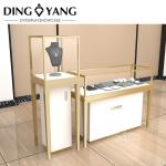 Jewelry Display Counter , Beauty Design Style Durable Sophisticated Enclosed