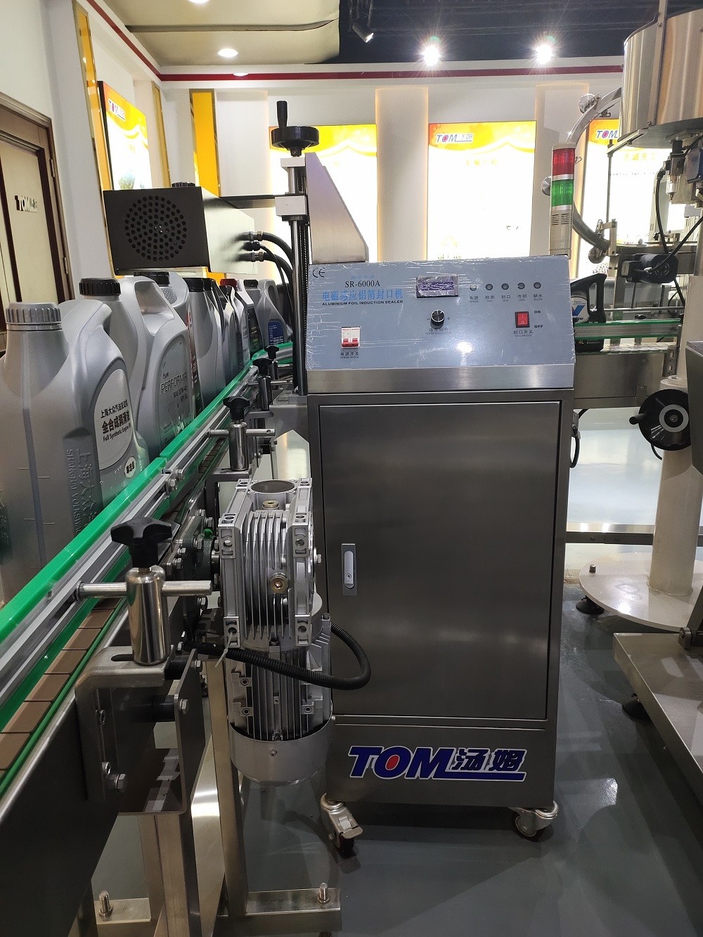 60-120BPM Chemical Packaging Machine Automatic Induction Sealer For Glass Plastic Bottle