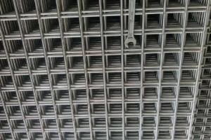 China Polished Stainless Steel Welded Wire Mesh 200x200mm Steel Square Mesh wholesale