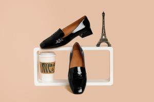 China 2cm Low Heel Women Pumps Shoes Comfortable Soft Patent Leather Shoes wholesale