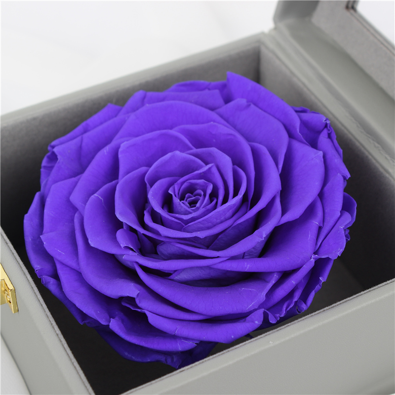 7-8CM Red Preserved Rose Gift Box For Celebration / Gift / Occasion
