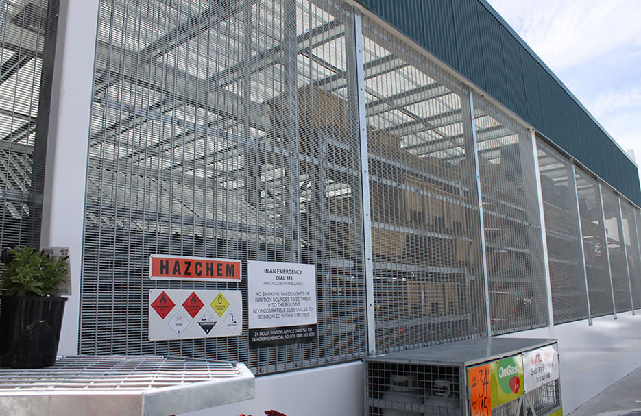 low price hot dipped galvanized prevent climb fence 358 anti climb fence