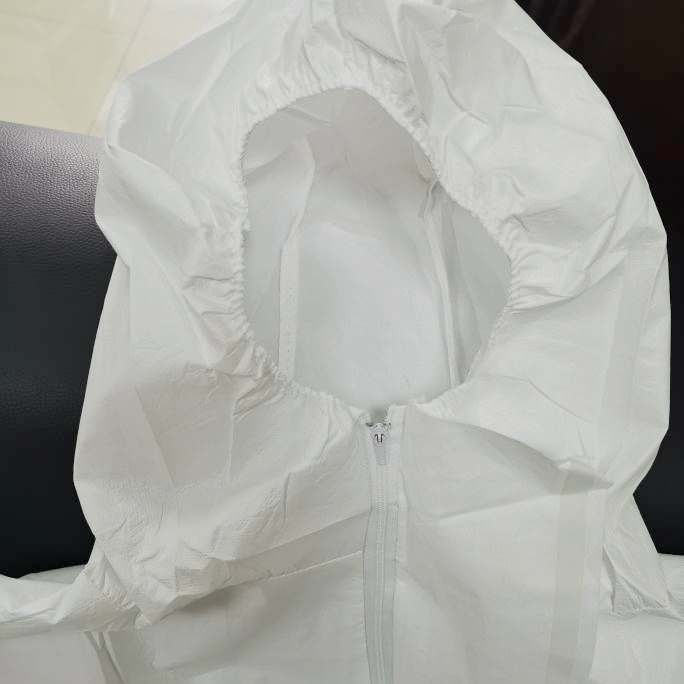 Elasticized Wrist Disposable Chemical Coverall Disposable Coveralls Type 5 6