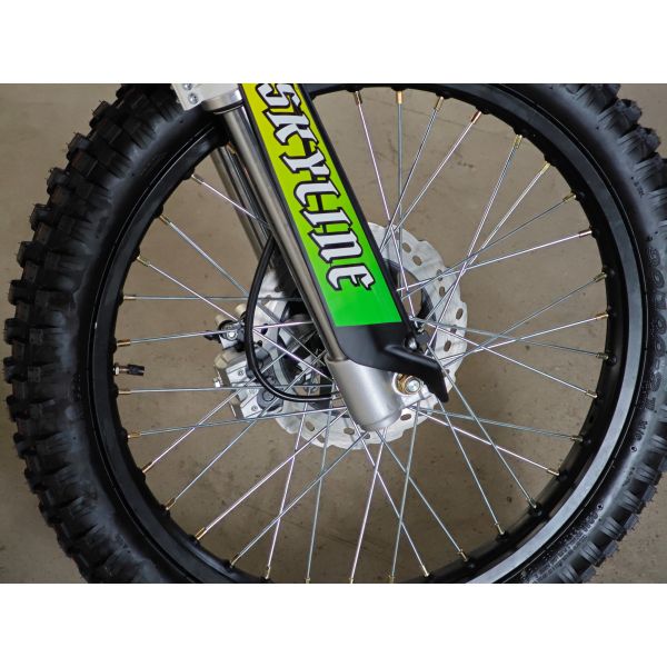 250cc Engine Off Road Dirt Bike , 6.8L Fuel Gas Powered Motorcycle For Dirt Roads