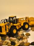 DM Caterpillar CAT988H Loader Shovel Bulldozer Engineering Truck Alloy