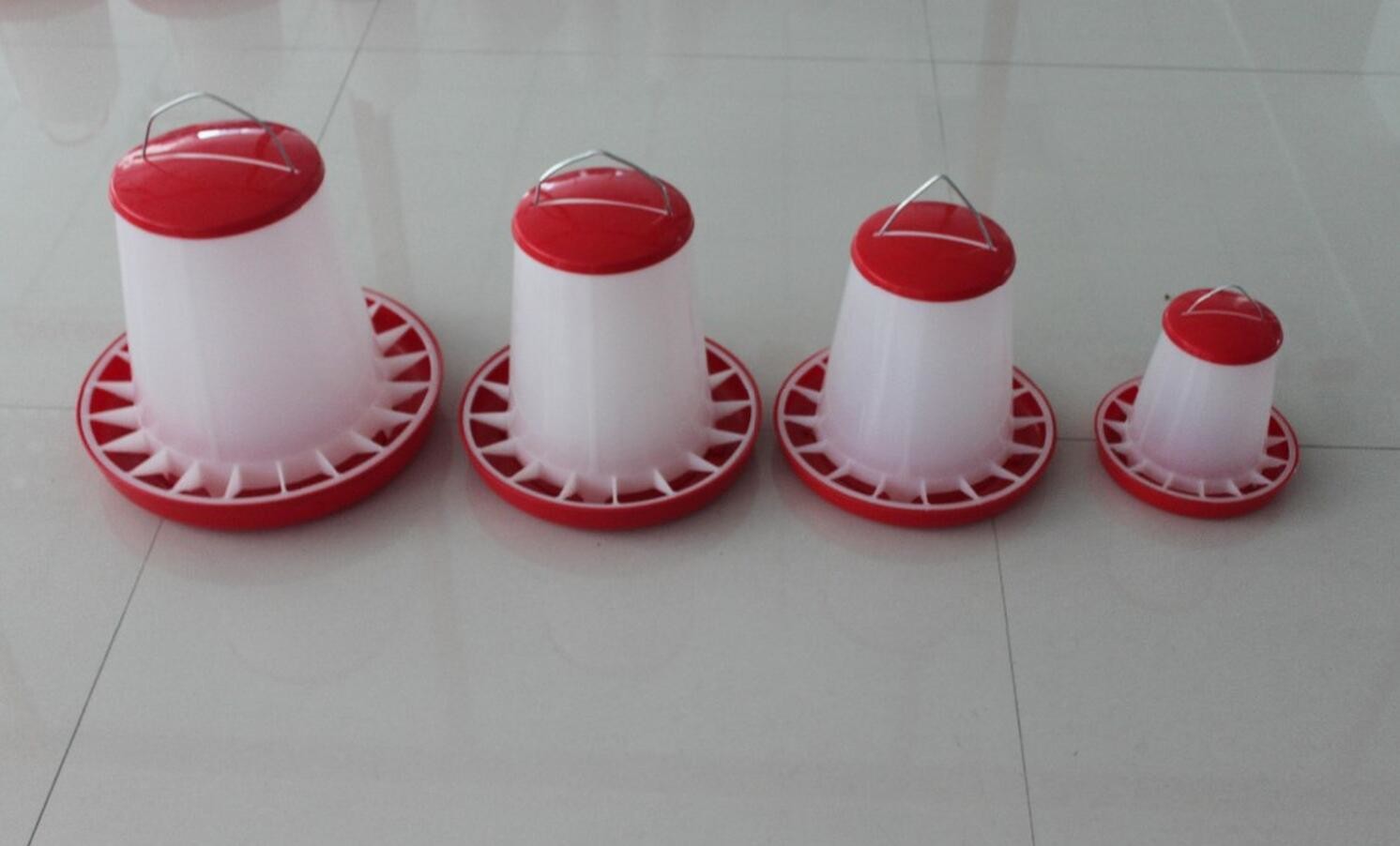 High Quality Poultry Farming Automatic Plastic Chicken Feeders and Drinkers QL603