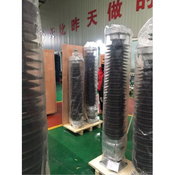 IEC60099 Standard Lightning Surge Arrester , 110kv Porcelain Lightning Arrester