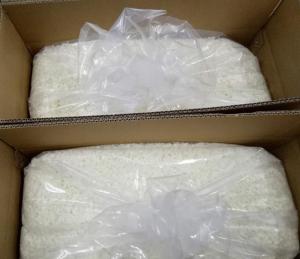 China 20kg 12.5kg Per Carton Pure White Beeswax Pellets wholesale