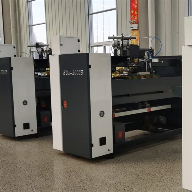 Semi Auto Double Servo Single Piece Stitching Machine PLC control 2000 Model