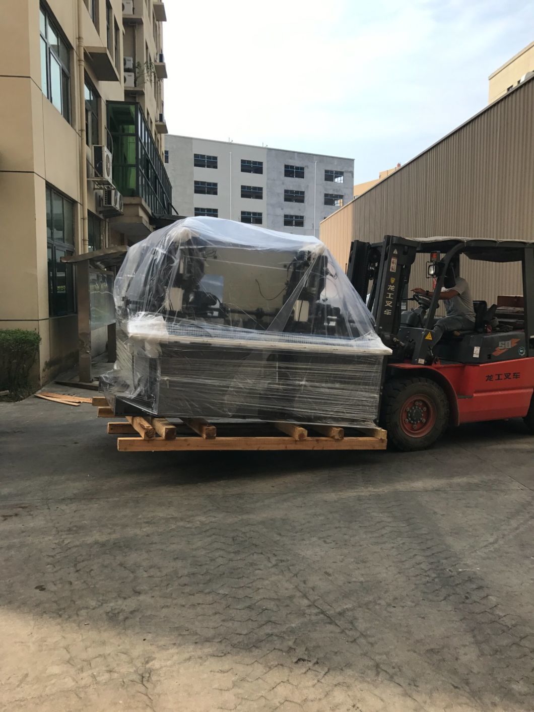 FM-B1020 Wide Web Flexographic Printing Machine