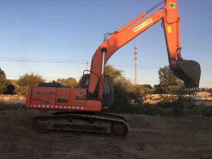China 20 Tone Used Hitachi Excavator Hitachi Earth Moving Equipment ZX200 wholesale