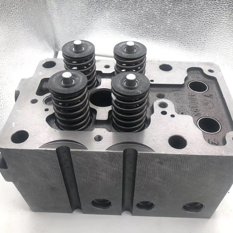 Az1095040123 Sinotruk HOWO Cylinder Head Assembly