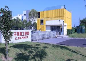 China 40 Feet Combined Customized pre built storage container homes wholesale