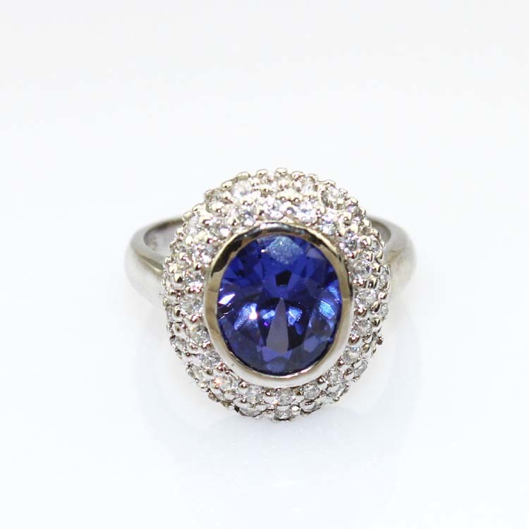 925 Silver Oval Garnet Gemstone Ring with Cubic Zircon (S-RJ692)