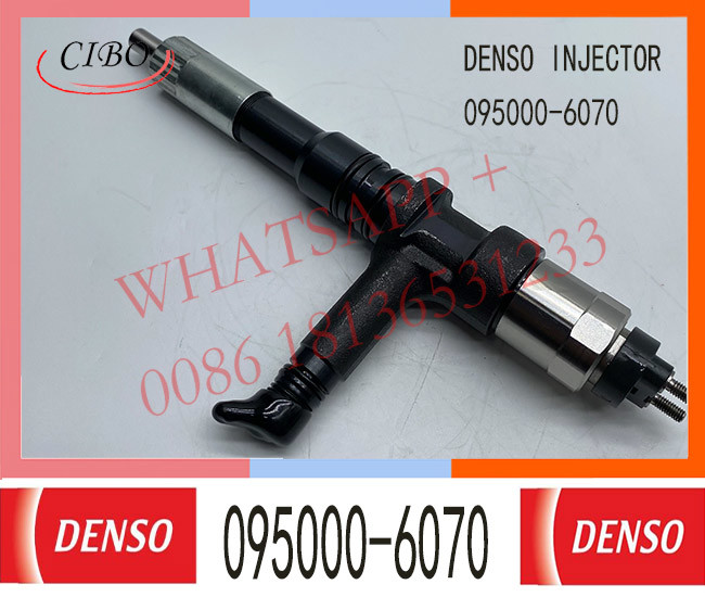 Diesel Fuel Injector 095000-6070 6251-11-3100 For Excavator PC400-8 PC450-8