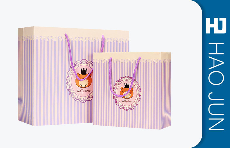 Custom Cardboard Shopping Bags / Custom Printed Paper Carrier Bags For Clothing Packaging