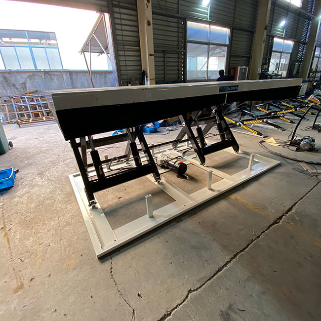 8 Ton Double Horizontal Electric Scissor Lift Tables Large Platform 3000mmx1200mm With Dust Max Height 1050mm Custom