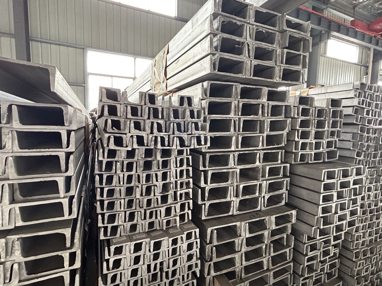 U Shape Metal Stainless Steel Unistrut Channel 316 ASTM Hot Rolled Structure