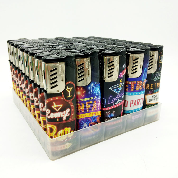 Dy-F001 Model Windproof Flip Torch Flame Cigarette Smoking Fire Lighter with Modern Style Sticker