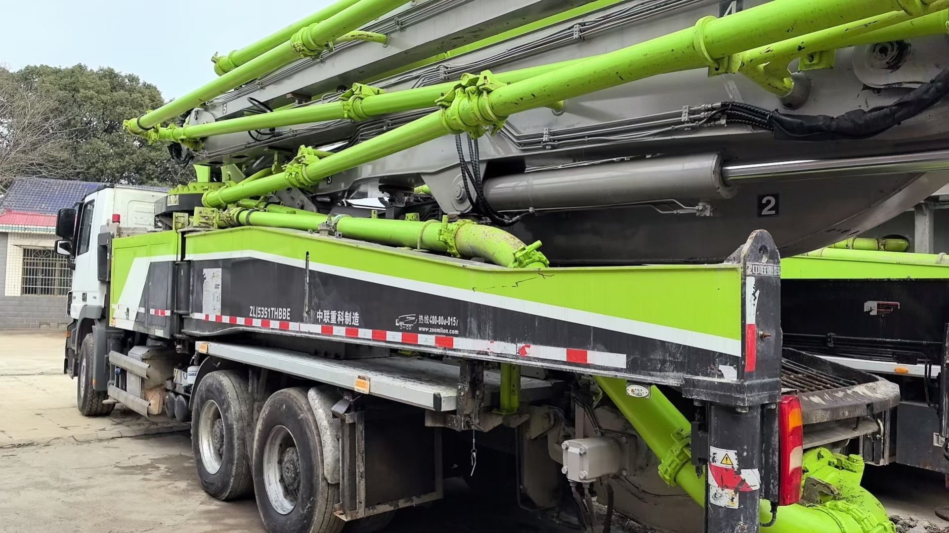 Three Bridge 52m 2019year Zoomlion Used Concrete Pump Truck For Heavy Duty And High Pressure Pumping