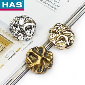 China 25mm Gold Metal Buttons Fashionable Metal Buttons For Jacket wholesale