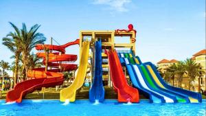 China Water Game Playground Fiberglass Spiral Slide For Children Swimming Pool wholesale